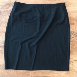 J.Jill Black Wearever Pencil Skirt Size Medium